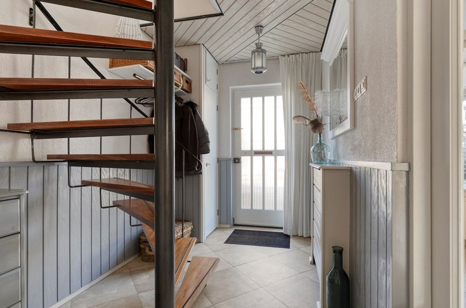 Charlotte de Bourbonstr 18