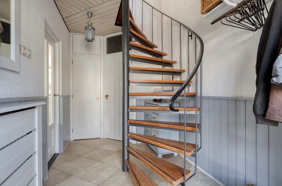 Charlotte de Bourbonstr 18