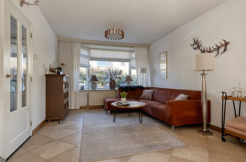 Charlotte de Bourbonstr 18