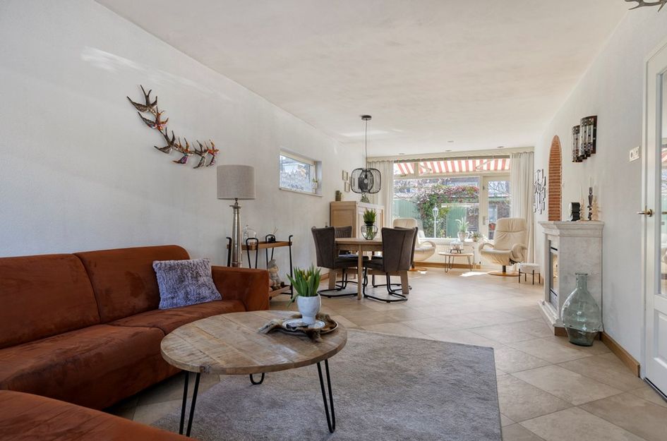 Charlotte de Bourbonstr 18