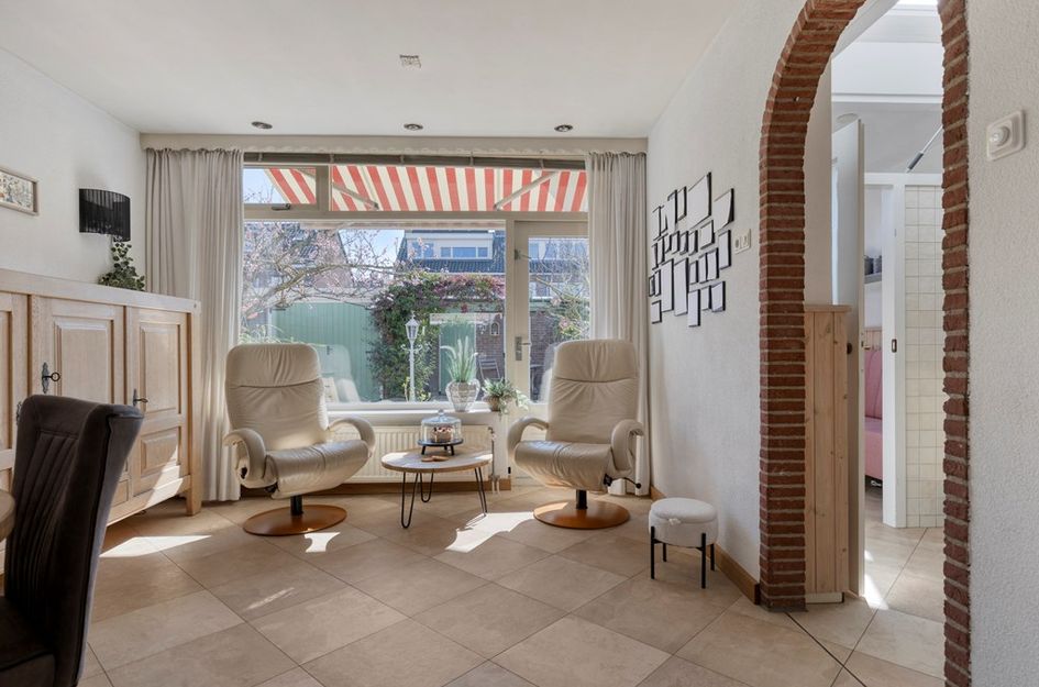 Charlotte de Bourbonstr 18