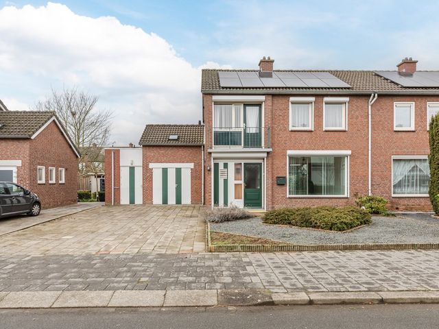 Abeelstraat 19, Echt