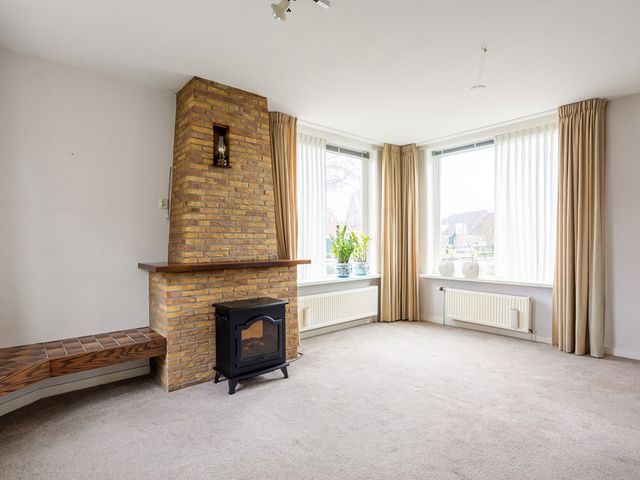 Perastraat 22, Doezum