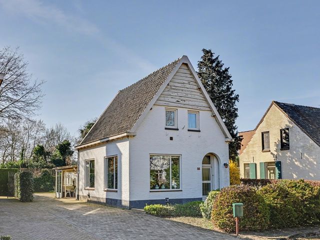 Oisterwijkseweg 55, Moergestel