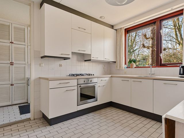 Dom Paul Bellotweg 2, Eindhoven