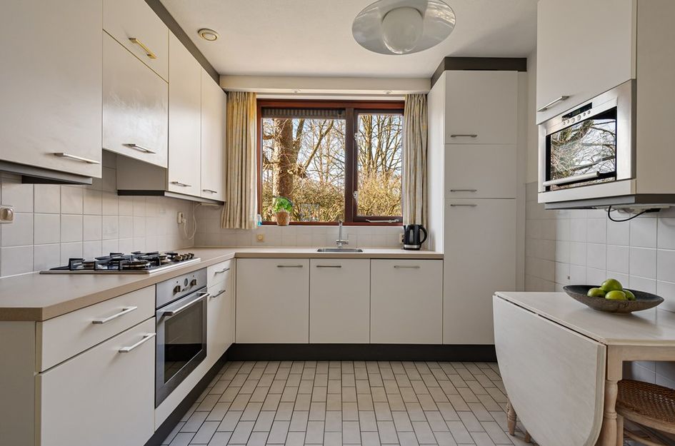 Dom Paul Bellotweg 2