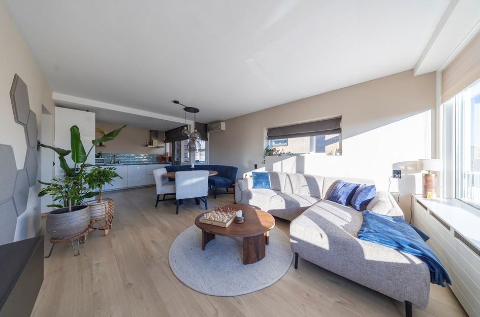 Burg Winklerplein 56