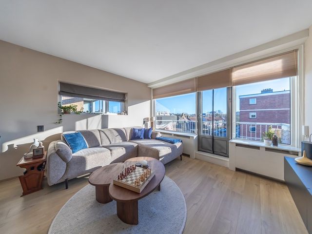 Burg Winklerplein 56, Sliedrecht