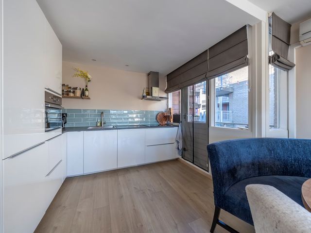 Burg Winklerplein 56, Sliedrecht