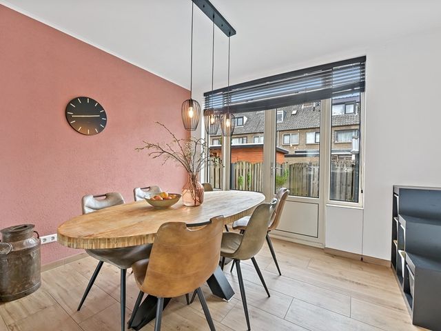 Huis te Veldelaan 29, Maasland