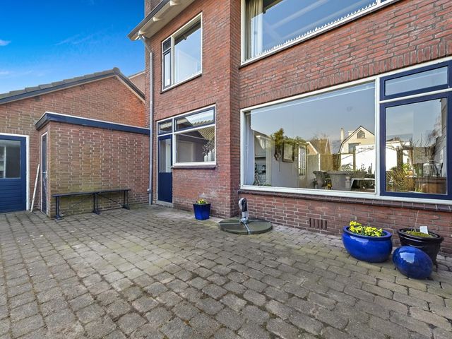 Koningin Julianaweg 20, Maasland