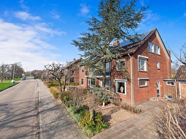 Koningin Julianaweg 20, Maasland