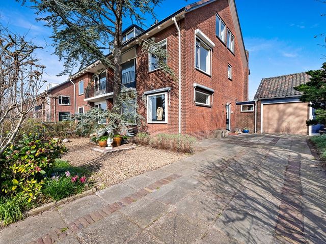 Koningin Julianaweg 20, Maasland