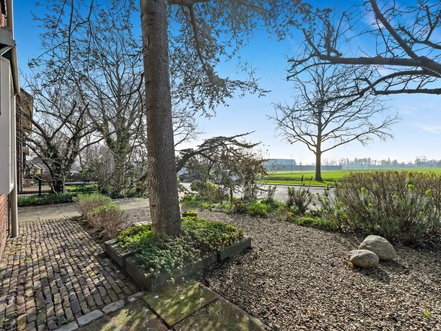 Koningin Julianaweg 20, Maasland