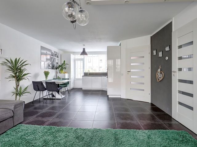 Steenplaat 7, Zeewolde