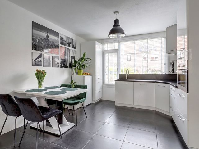 Steenplaat 7, Zeewolde