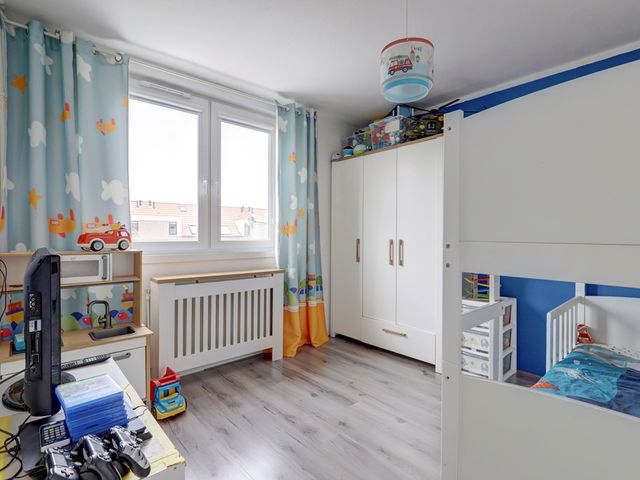 Steenplaat 7, Zeewolde