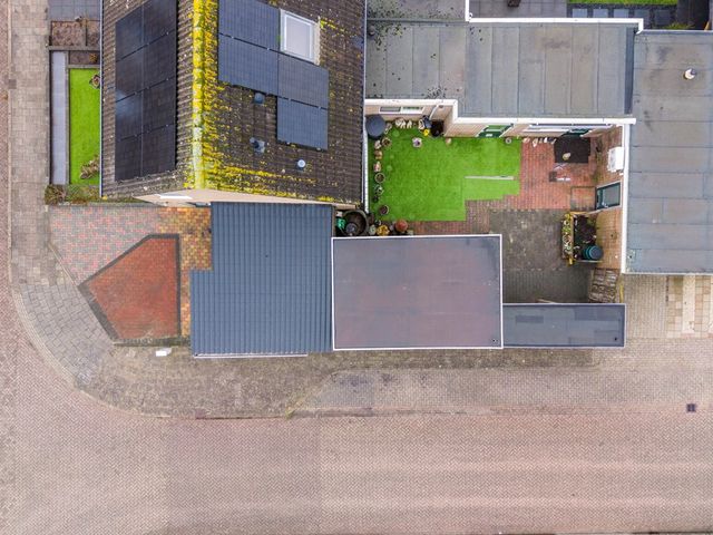 Meidoornstraat 54, Lutten