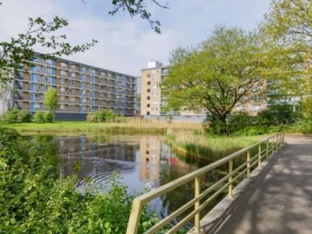 Plutostraat ONG, Alphen aan den Rijn