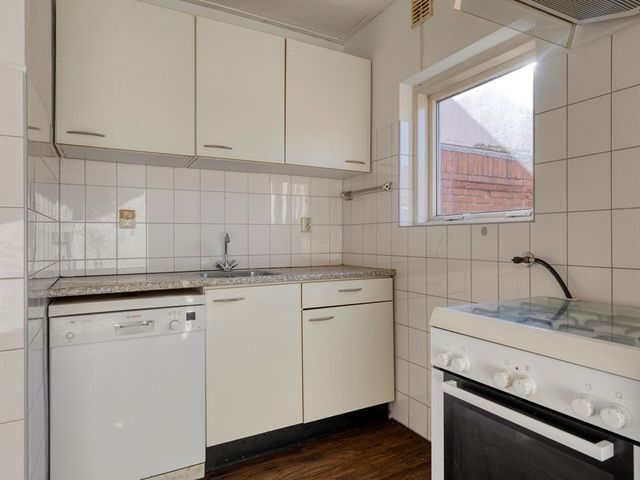 Van Boutershemstraat 28, Steenbergen