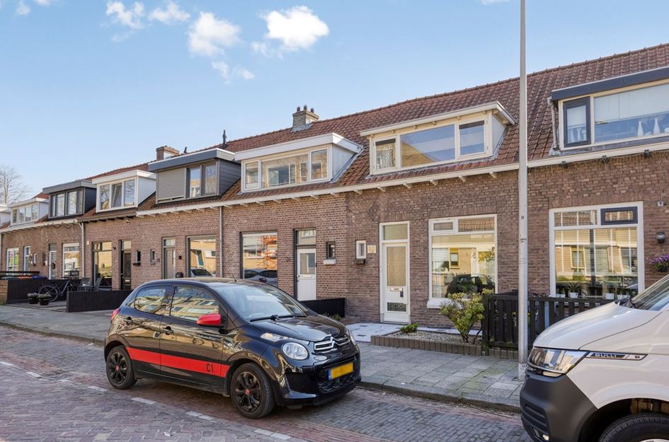Emmastraat 29
