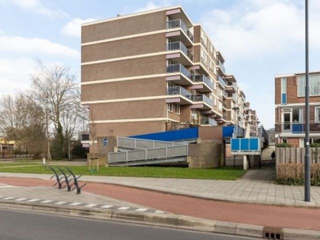 Prattenburg ONG, Haarlem