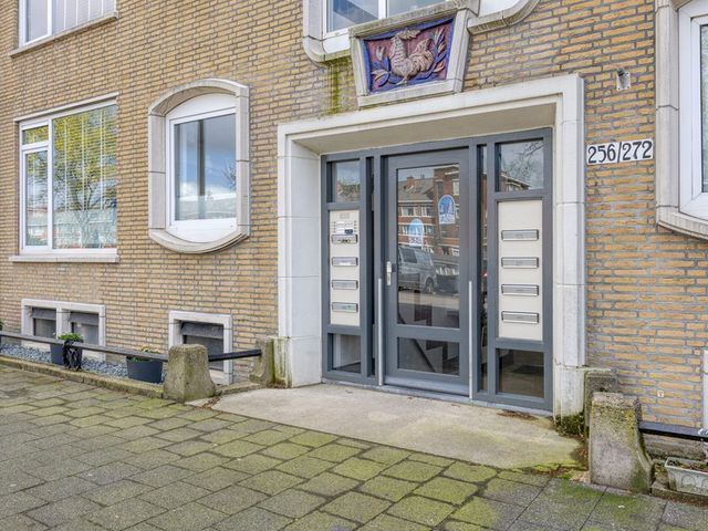 Veenendaalkade 256, 's-Gravenhage