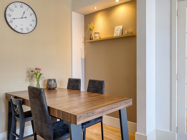 Veenendaalkade 256, 's-Gravenhage