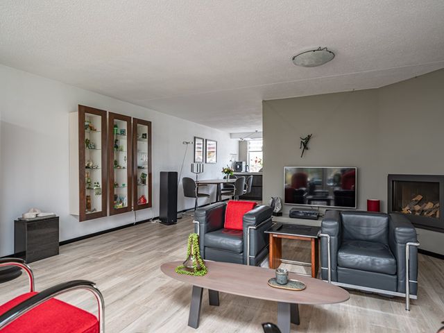 Schouwen 64, Emmeloord