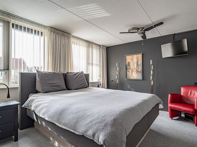 Schouwen 64, Emmeloord