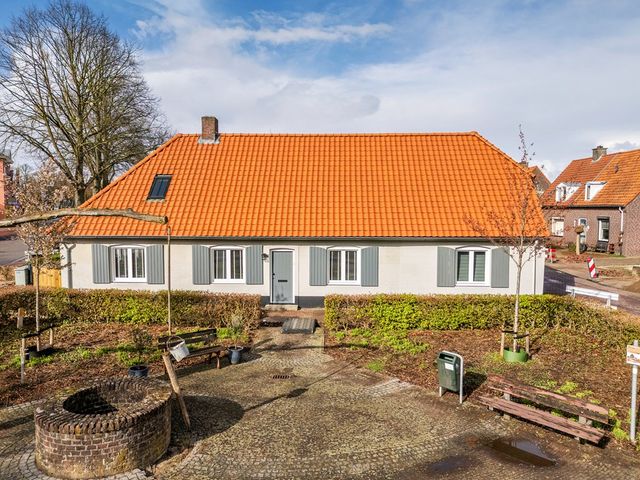 Venloseweg 15, Grubbenvorst