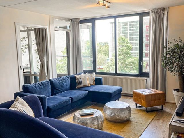 Omval 399, Amsterdam