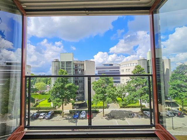 Omval 399, Amsterdam