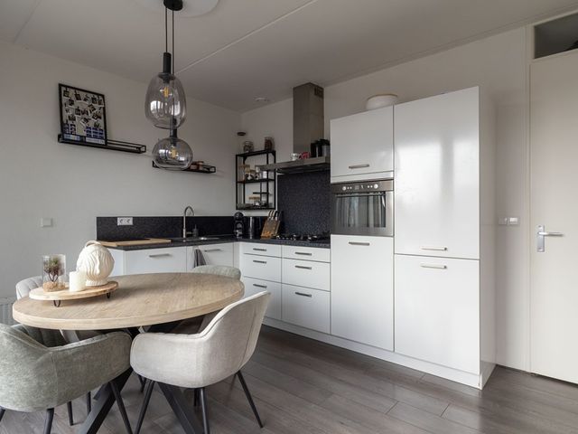 Visrokersplein 25, Bunschoten-Spakenburg