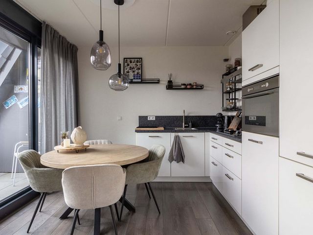 Visrokersplein 25, Bunschoten-Spakenburg