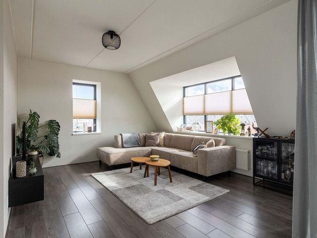 Visrokersplein 25, Bunschoten-Spakenburg