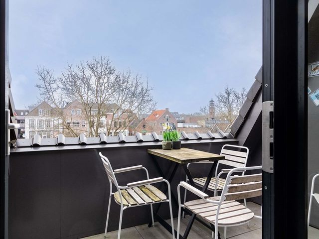 Visrokersplein 25, Bunschoten-Spakenburg