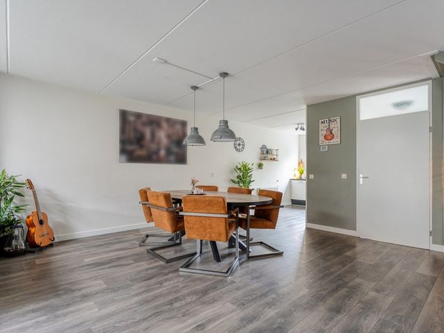 Boterbloem 132, Hardenberg