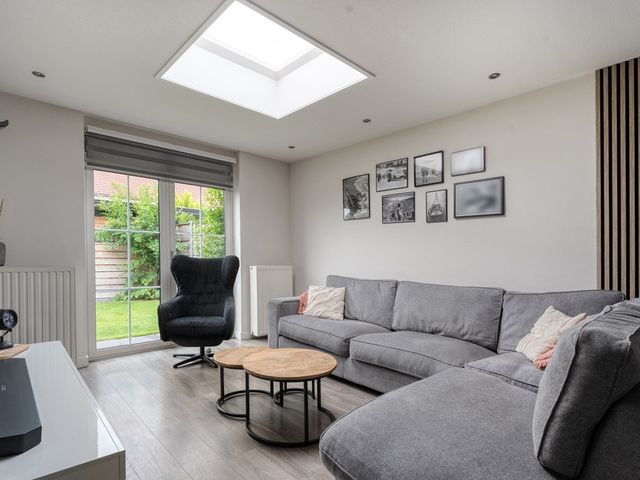 Boterbloem 132, Hardenberg