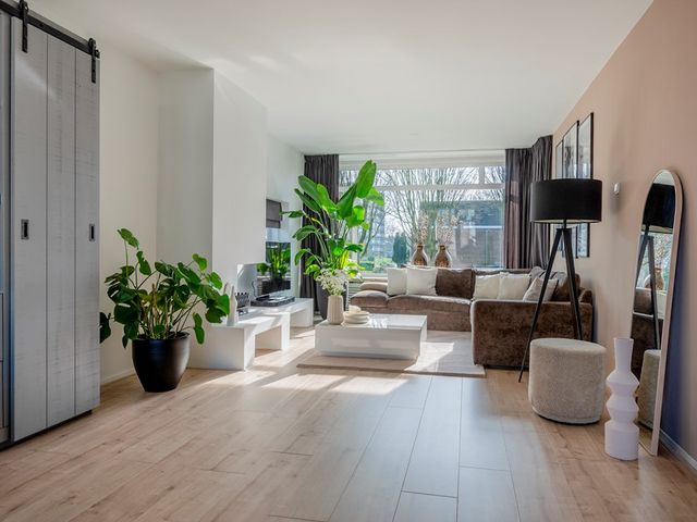 Zwaluwlaan 148, Bussum