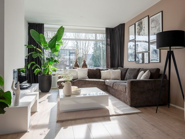 Zwaluwlaan 148, Bussum