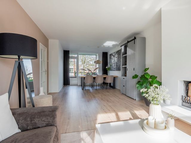 Zwaluwlaan 148, Bussum