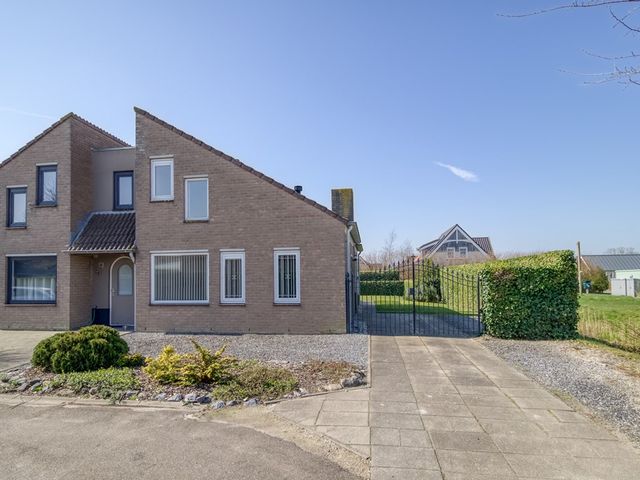 Crox Houcke 49, Nieuwvliet