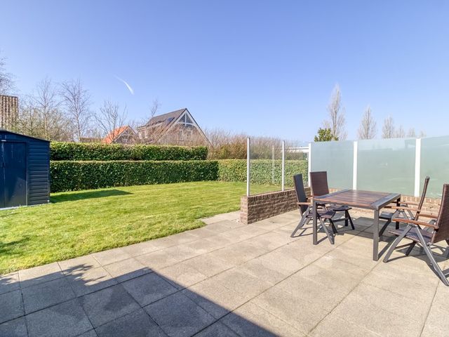 Crox Houcke 49, Nieuwvliet