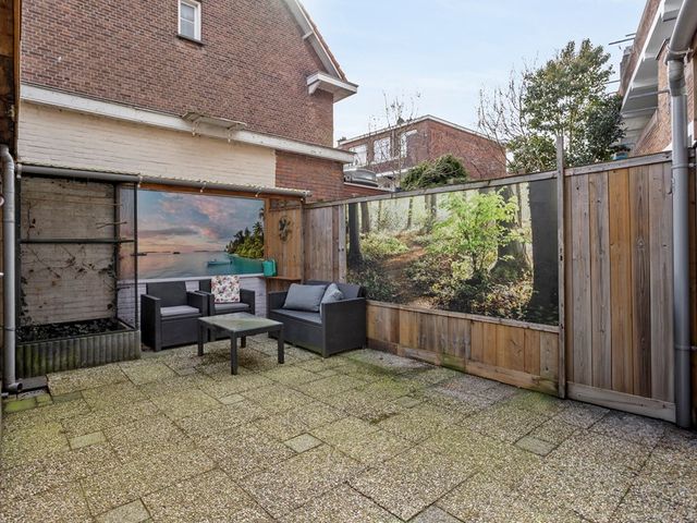 Convivastraat 1, 's-Gravenhage