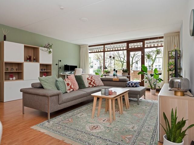 De Heugden 21, Heerlen