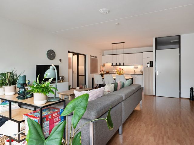 De Heugden 21, Heerlen