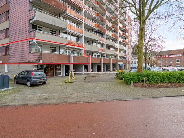 De Heugden 21, Heerlen