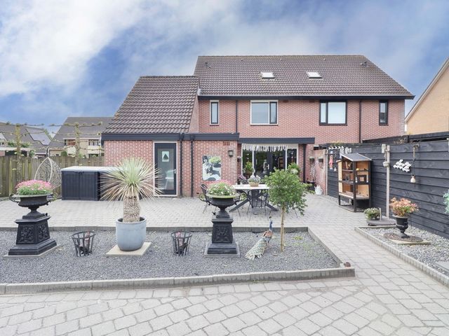 Plevier 135, Bunschoten-Spakenburg