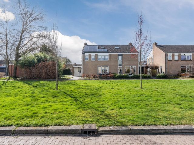 Dwarssplitting 1, Stadskanaal